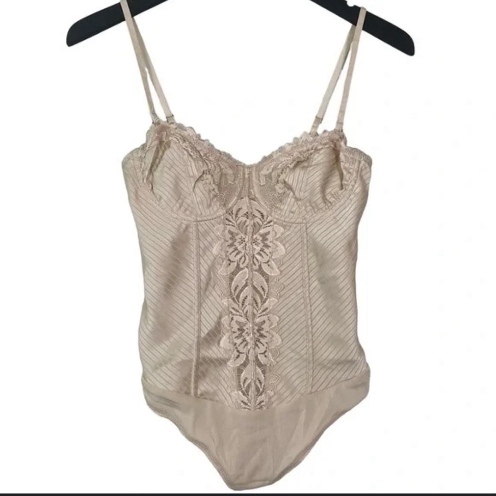 Elegant Lace-Trimmed Beige Bodysuit